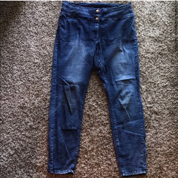 Fashion to Figure Jeggings - Picture 1 of 8